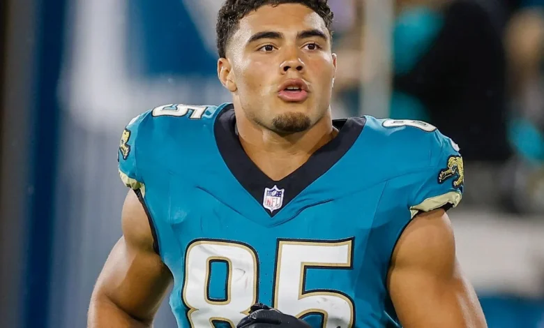 Jaguars, Brenton Strange agree to 3-year deal worth up to $48M