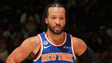 Jalen Brunson Reacts to Wemby Passing to Castle's Back & Clutch Steal in Knicks' G2 Win vs. Spurs