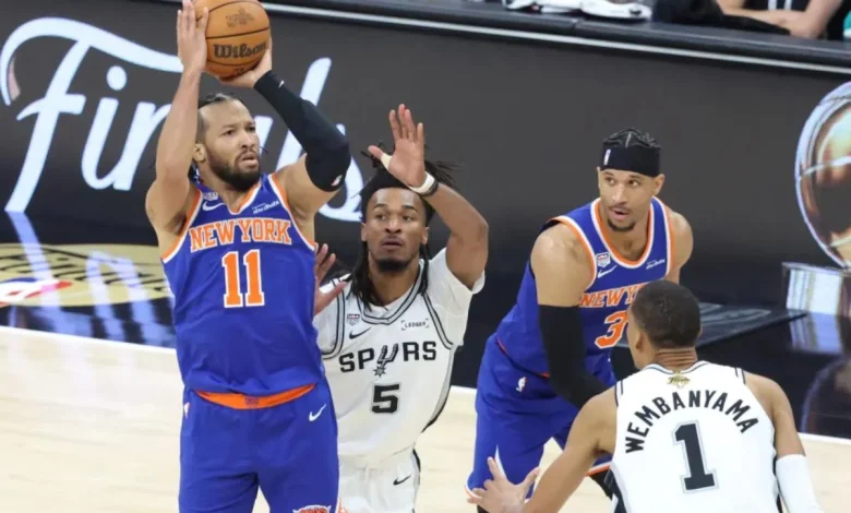 Jalen Brunson blinked— and somehow the Knicks held on