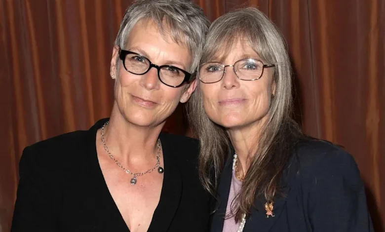 Jamie Lee Curtis recounts touching wedding memory with late sister Kelly in heartwarming tribute post: 'I miss her'