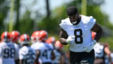 Jared Verse shows up for practice in No. 8, even though it's Dillon Gabriel's number (for now)