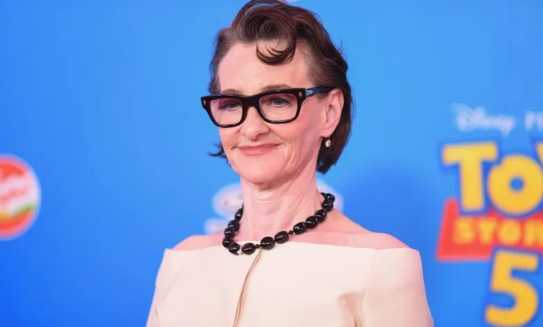 Joan Cusack Makes Rare Red Carpet Return