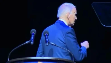 Joe Biden manages to find his way offstage at Democratic gala after seeking directions