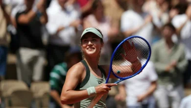 Kalinskaya battles into French Open quarter-finals