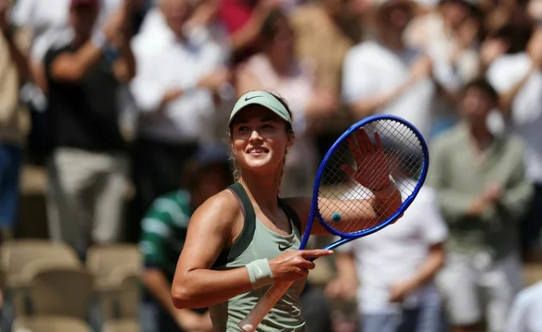 Kalinskaya battles into French Open quarter-finals