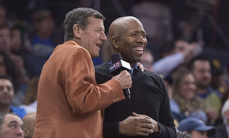 Kenny Smith explains how Craig Sager convinced him to go into media