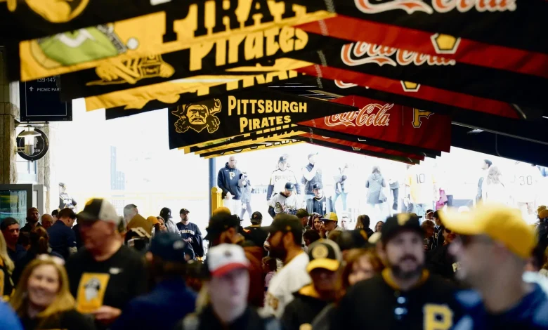 LIVE: Dodgers 5, Pirates 0, fourth inning