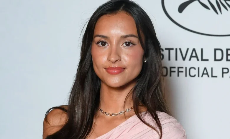La routine beauté d'Alexandra Leclerc en 15 étapes avec ce mascara qu'elle utilise depuis le collège