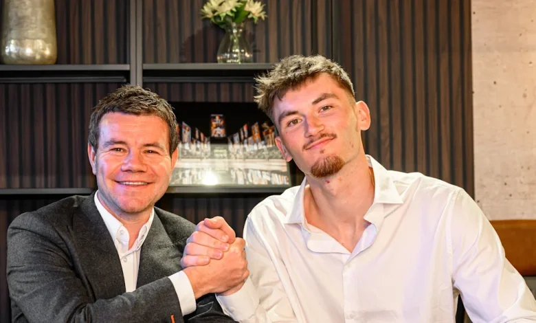 Latest. Ewen Jaouen signs for Newcastle United