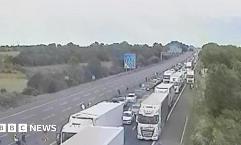 M6 remains shut after lorry crashes and overturns