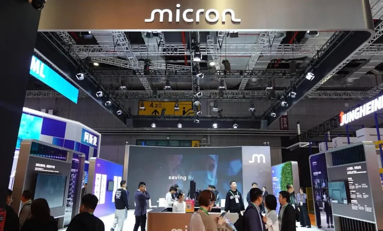 MU, SNDK, WDC: Memory Stocks Dip As Broadcom’s Forecast Dampens AI Sentiment, Retail Turns Buyer