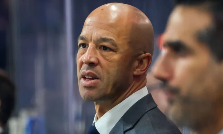 Malhotra hired as Canucks coach, replaces Foote