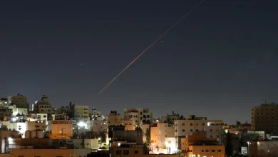 Markets face triple threat of Iran war reigniting, AI bubble popping, and Fed rates rising
