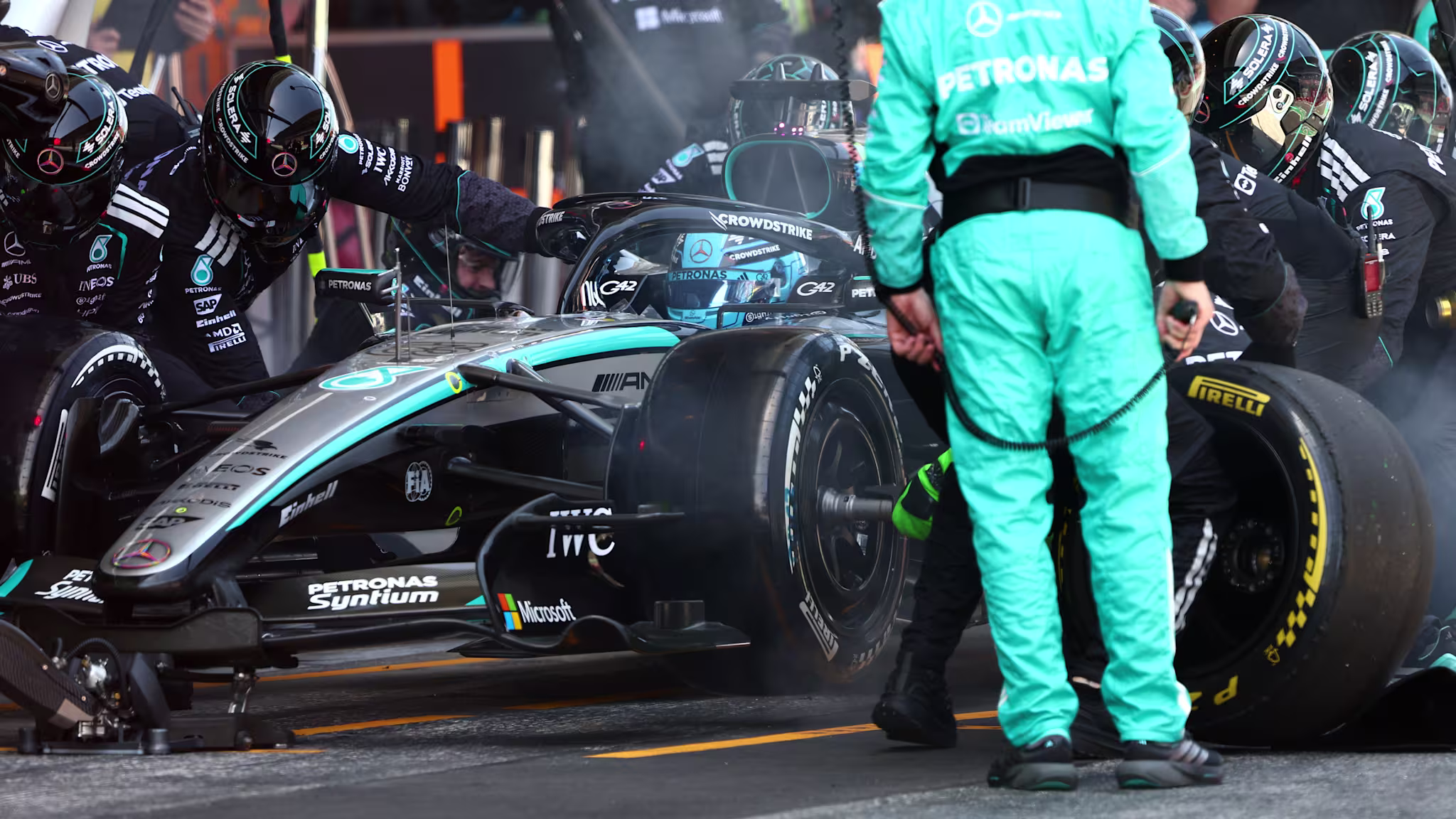 Mercedes reveal unusual issue that impacted Russell in Spain