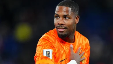 Mike Maignan 'open' to Premier League transfer as Chelsea 'intensify' talks with AC Milan goalkeeper's representatives