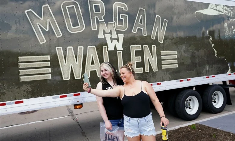 Morgan Wallen fans take over North Shore, boosting businesses as summer revelry begins