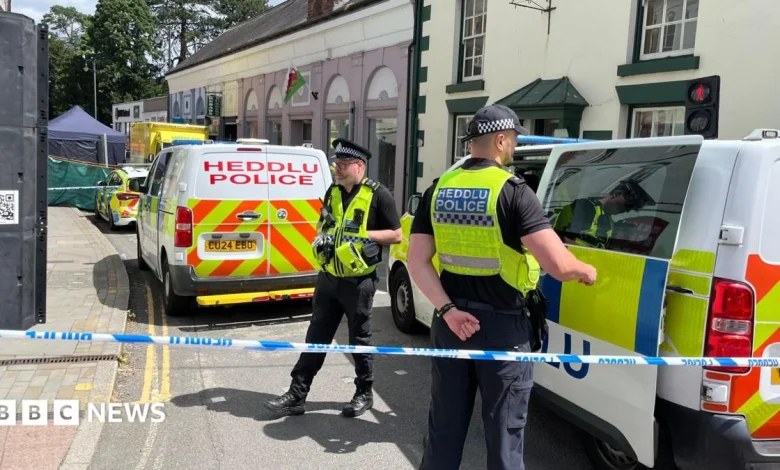 Murder investigation after man dies on street