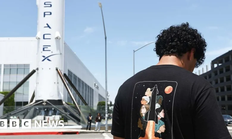 Musk's SpaceX share sale: Four things you need to know