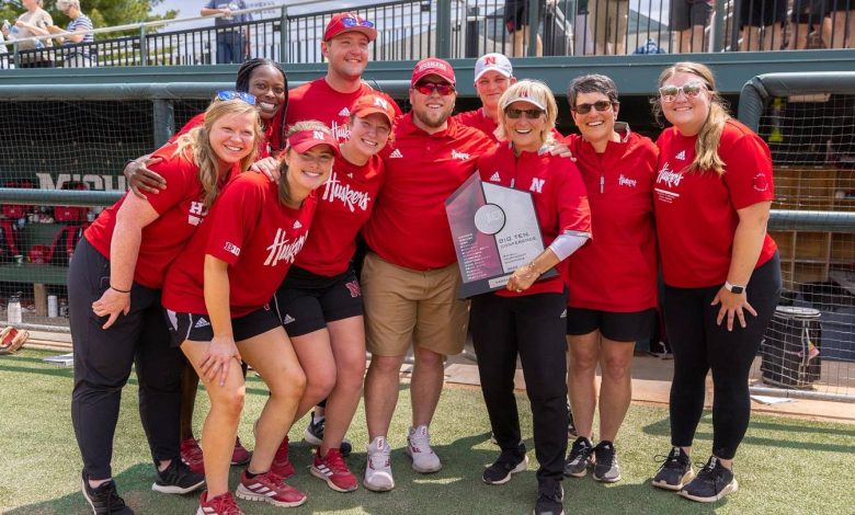 Nebraska Softball's Lori Sippel Announces Retirement After WCWS Run