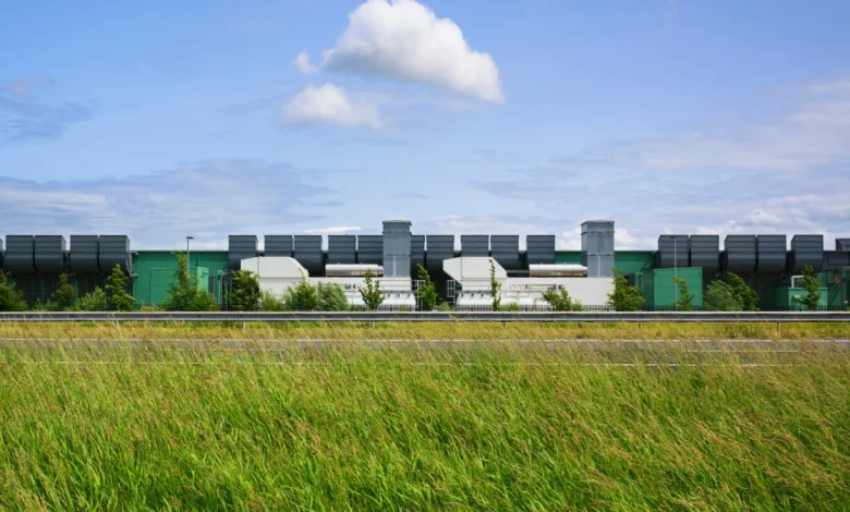 New York legislators look to pass a one-year ban on new data centers
