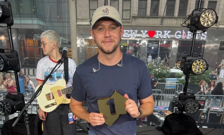 Niall Horan toasts hat-trick of Number 1 albums with Dinner Party