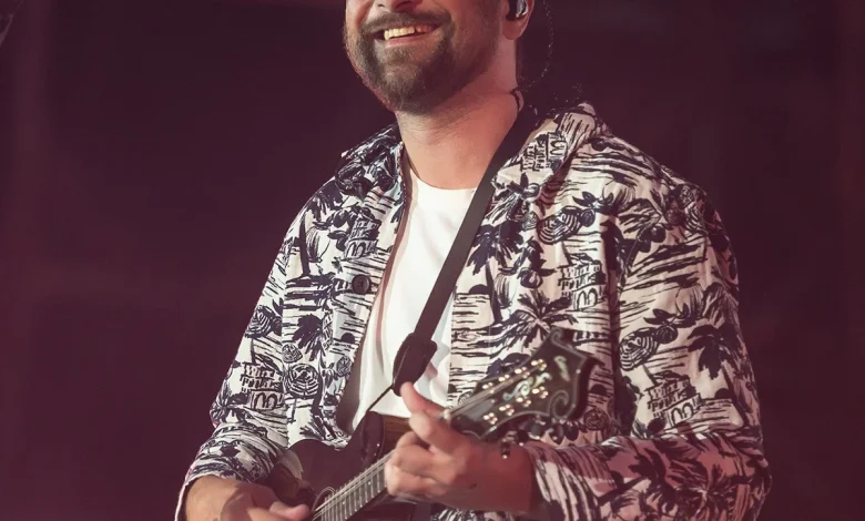 Noah Kahan Philly Concert Poop Incident: Singer Addresses