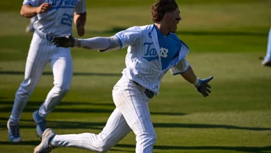 Owen Hull's Walk-Off Delivers UNC Baseball to College World Series