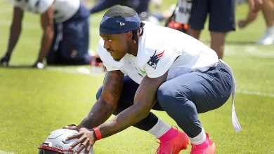 Patriots Mailbag: How concerning is A.J. Brown’s injury history?