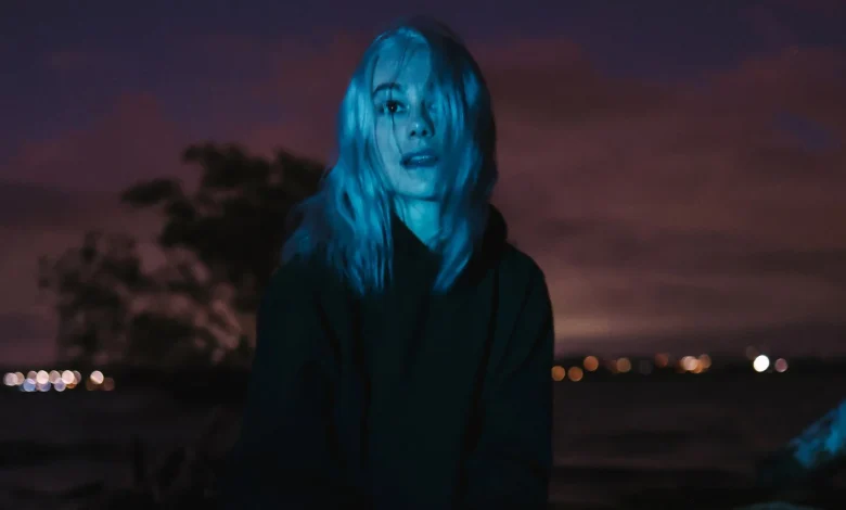 Phoebe Bridgers Announces Phone-Free 2026 Tour