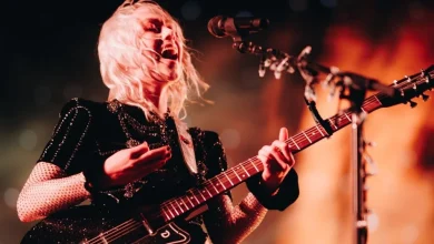 Phoebe Bridgers, phones at shows, and fan entitlement