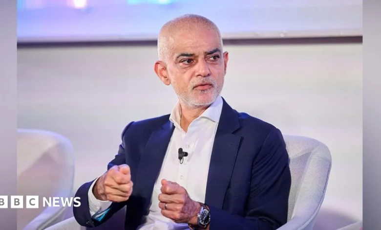 Police face cuts after mayor blocks AI tech deal