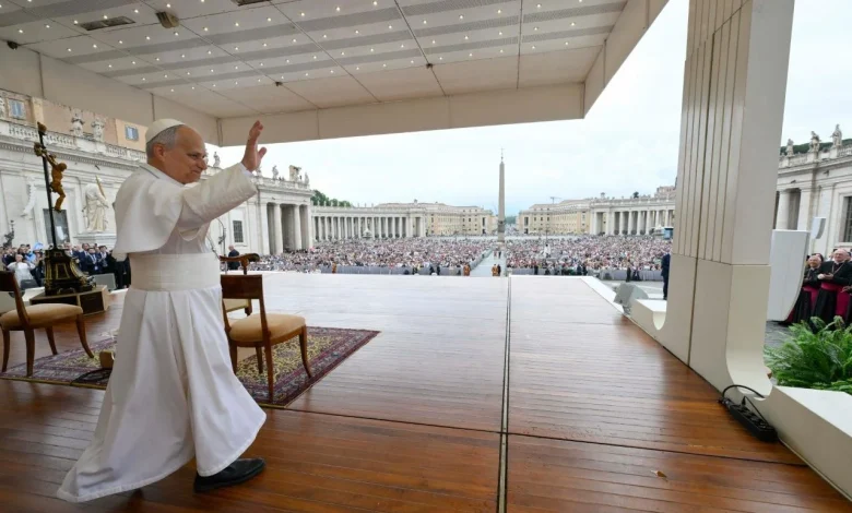 Pope: 'Keep beautiful witness of Corpus Christi processions alive'