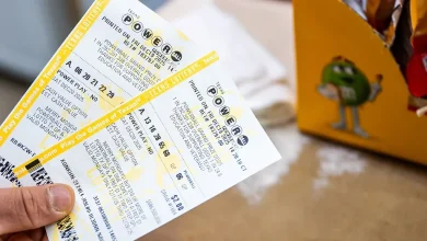Powerball jackpot hits $225M. Here are Monday's winning numbers