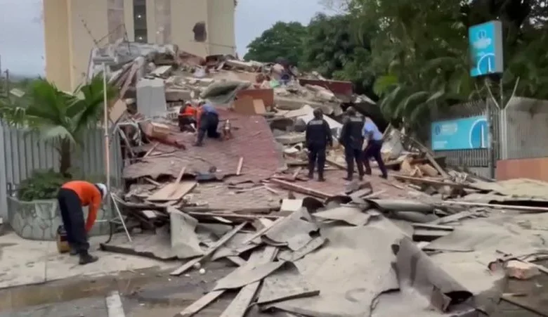 Powerful 7.1 magnitude earthquake hits Venezuela, triggering Puerto Rico tsunami advisory