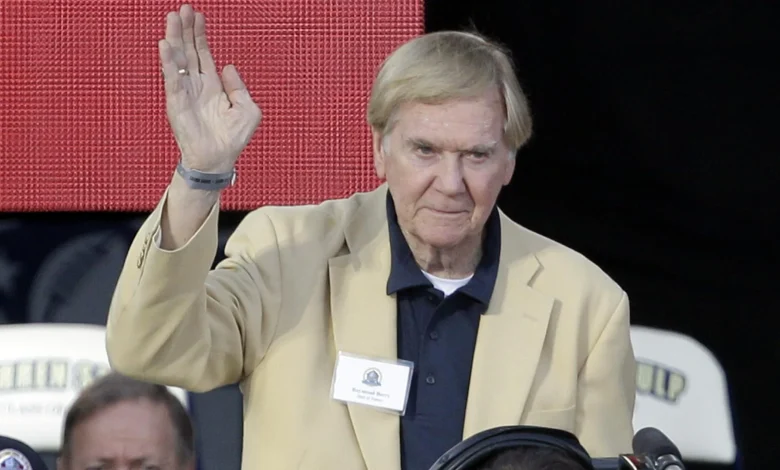 Raymond Berry Dies at 93, Hall of Famer Won 2 NFL Championships with Baltimore Colts