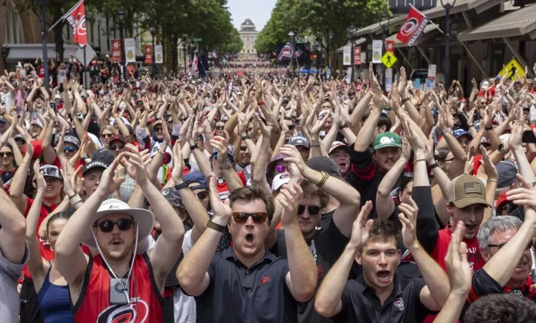 Record crowd size for Canes Stanley Cup parade in Raleigh