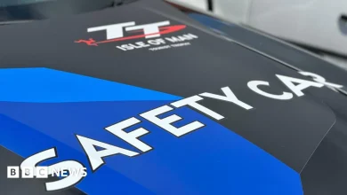 Red flag incident halts Senior Isle of Man TT race