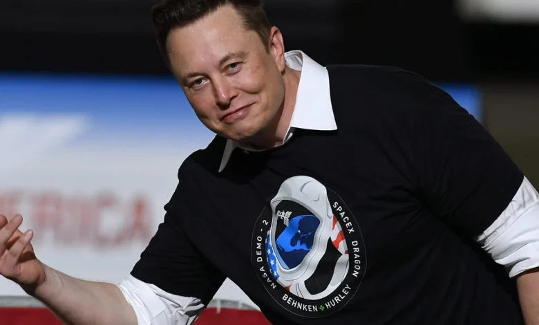 Retail Traders Who Bought SpaceX Told Us How They're Handling the Volatility