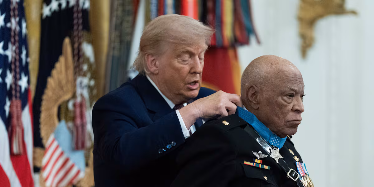 Retired Marine with Wilmington ties awarded at White House with Medal of Honor
