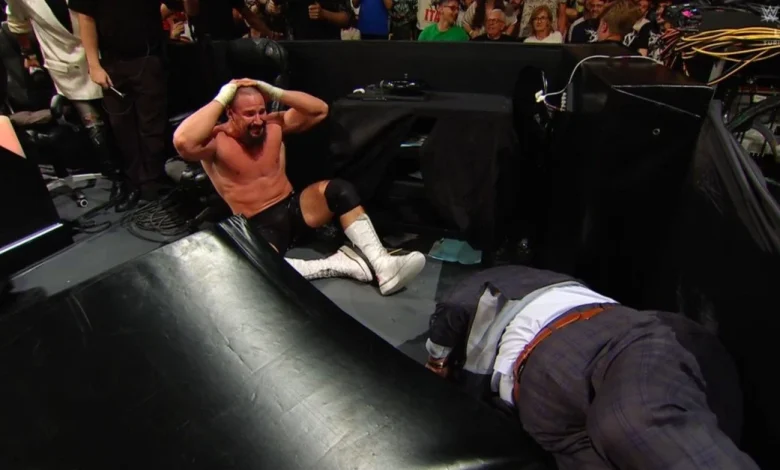 Rollins gets a win over The Vision as Breakker spears Heyman in half