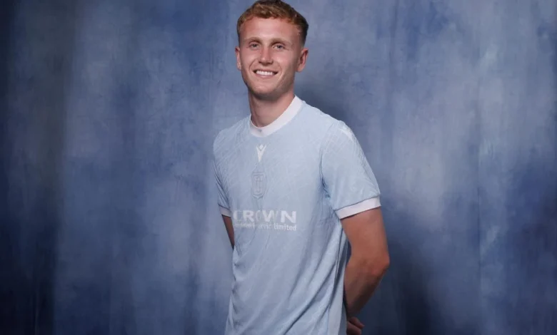 Ryan Finnigan Signs For The Dee