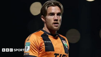 Ryan Glover: Barnet winger joins Stockport County on three-year deal