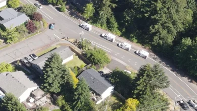 Sandy residents told to shelter during a reported shooting