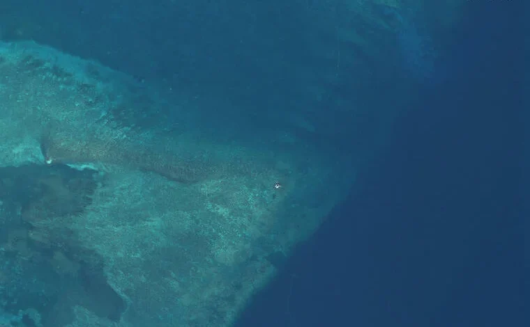Satellite images reveal mystery structure at disputed Scarborough Shoal