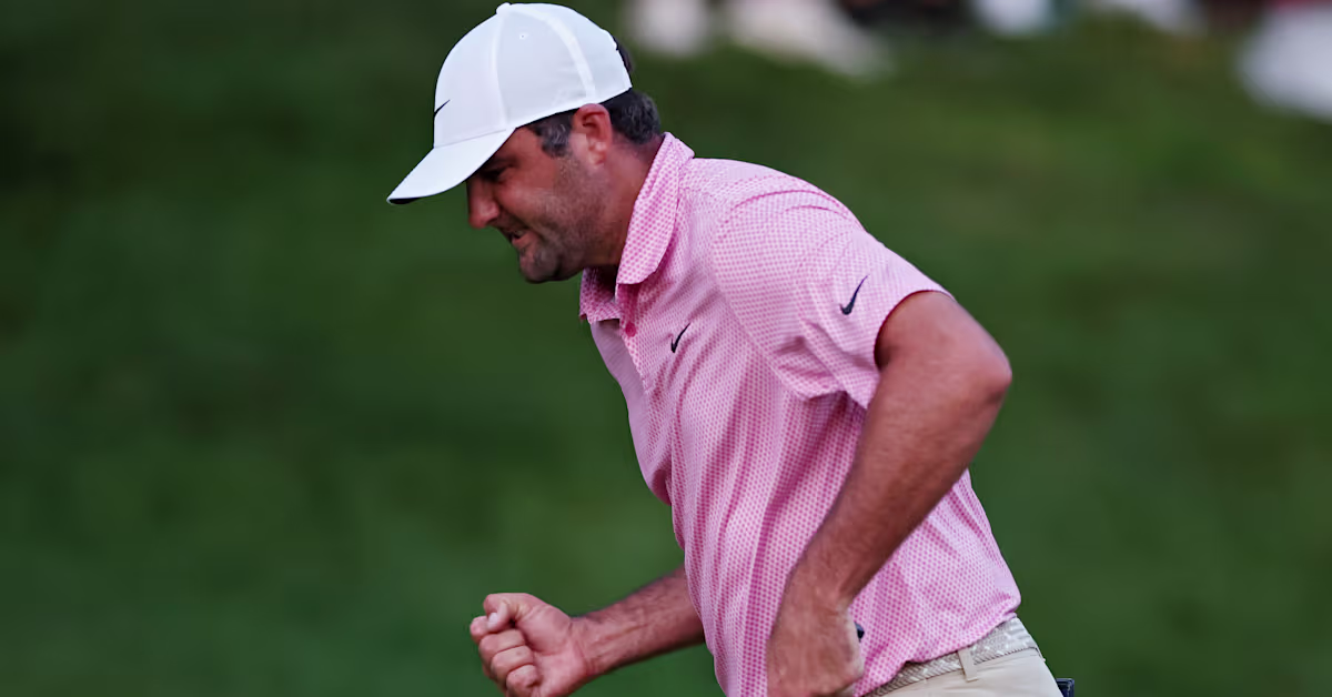 Scottie Scheffler forces Monday playoff against Viktor Hovland at Travelers Championship