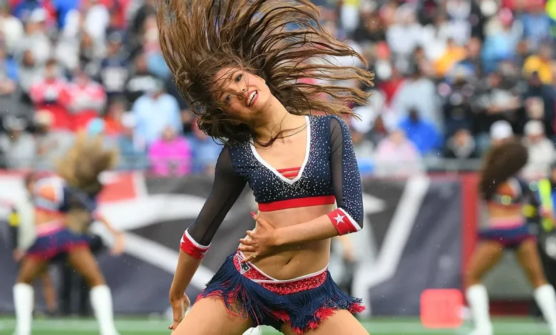 Scottish fan has priceless reaction after seeing New England Patriots cheerleaders at World Cup game