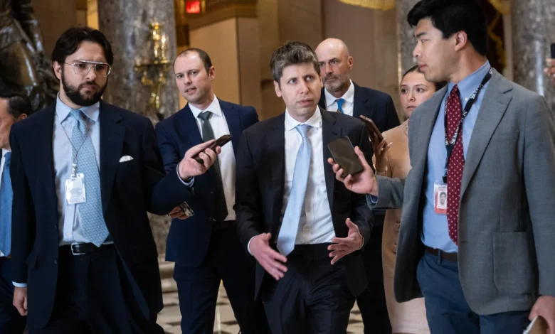 Senior U.S. Officials Eye Government Shares in AI Giants