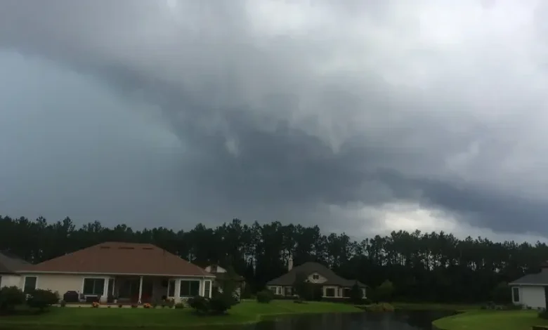 Severe storms target millions across the Tennessee Valley ahead of possible Southeast coastal storm