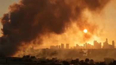 Smoke from Boyle Heights warehouse fire continues to cloud LA