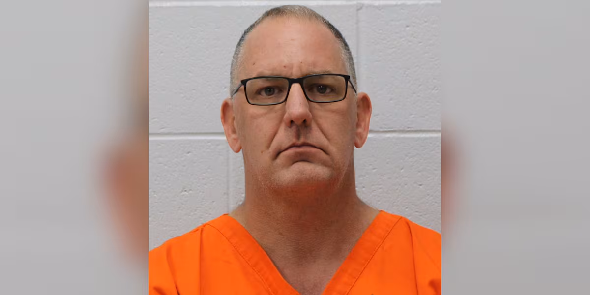 Southern Ill. high school principal facing felony charge resigns, superintendent says